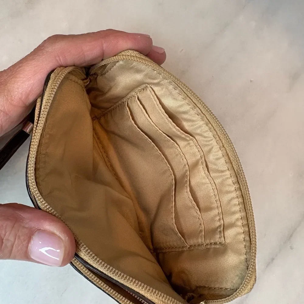 Coach Wristlet Bag Purse Leather Pebbled Clutch Wristlet